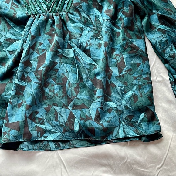 H by Halston teal & black abstract pattern long sleeve blouse - Picture 10 of 16